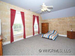 44 JEWELS LANE - Photo 17