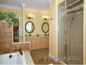 44 JEWELS LANE - Photo 10