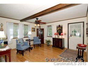 573 Valeria Drive - Photo 3