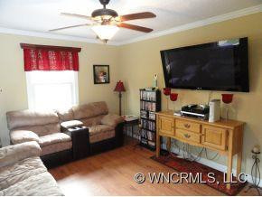 38 Mount Carmel Drive - Photo 5
