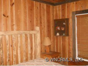 388 Laurel Drive - Photo 2