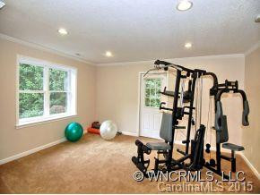10 MEADOW BROOK DRIVE - Photo 14
