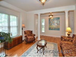 1026 Columbine Road - Photo 2