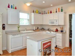 1026 Columbine Road - Photo 3
