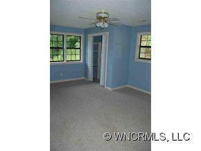 195 W Cove Rd - Photo 2