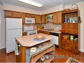 9 JAMIE HILL DRIVE - Photo 4
