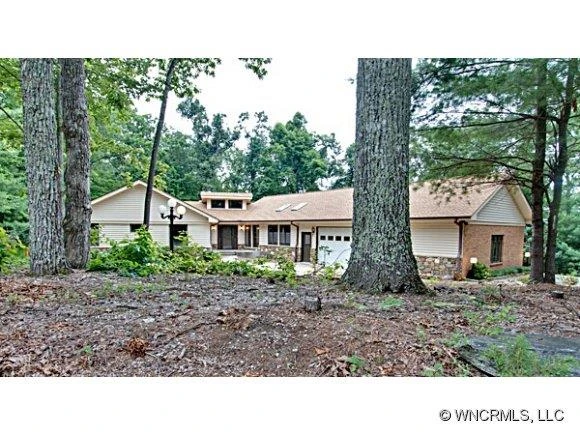 618 OVERLOOK DRIVE