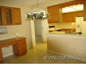 727 W. ST. JOHNS WAY - Photo 8