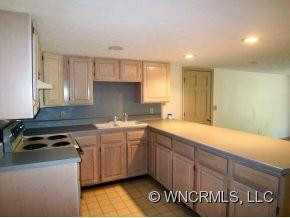 3870 Kanuga Road - Photo 9