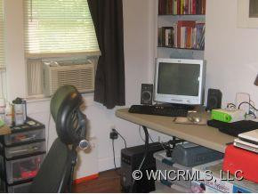 711 Center Street - Photo 7
