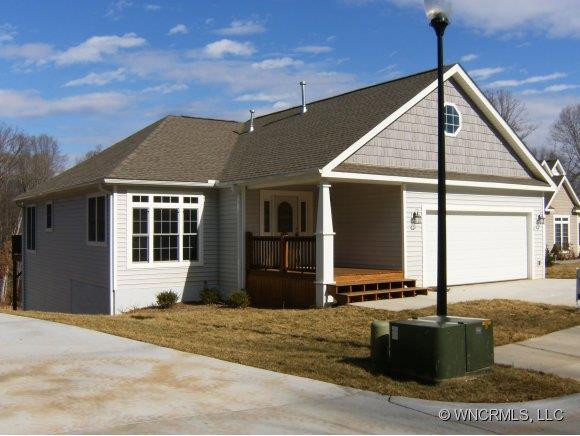 9 Zonna Ct