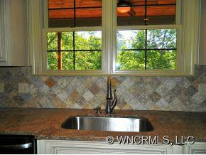 412 Stratford Road - Photo 3