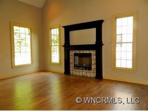 412 Stratford Road - Photo 5