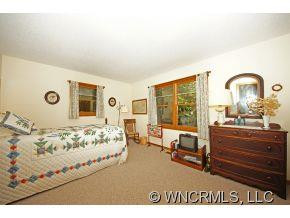 407 DEERHAVEN LANE - Photo 9