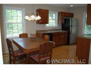 30 Fairview Ave - Photo 4