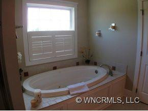 52 JUPITER HILLS DRIVE - Photo 9