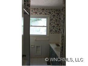 427 Country Club Drive - Photo 11