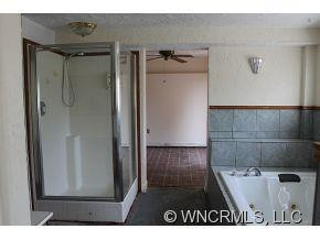427 Country Club Drive - Photo 8