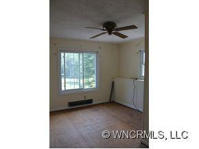 427 Country Club Drive - Photo 9