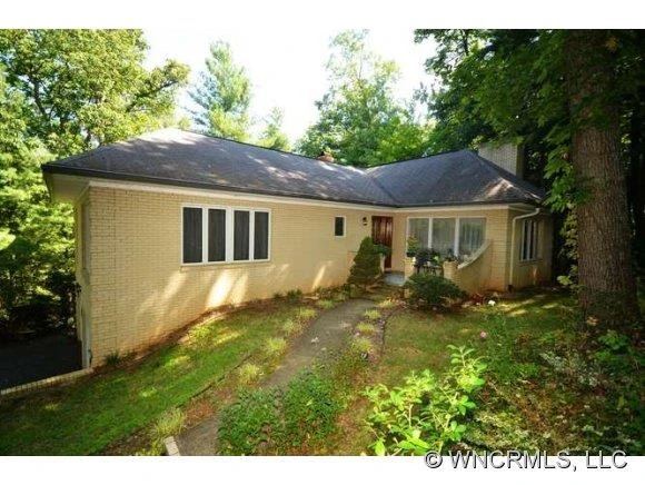 20 Sunny Ridge Drive