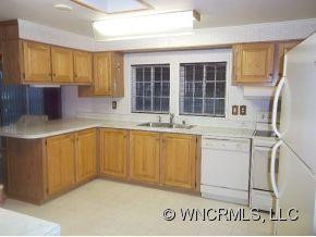 127 Middle Street - Photo 3