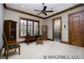 1202 Solomon Circle - Photo 9