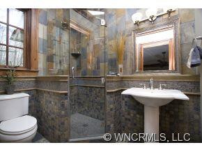 1202 Solomon Circle - Photo 10