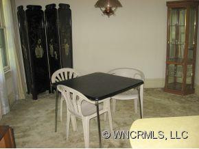 825 Brown Avenue - Photo 3