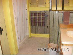 825 Brown Avenue - Photo 9