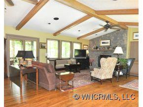 236 Greenleaf Drive - Photo 2
