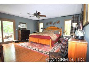 236 Greenleaf Drive - Photo 6