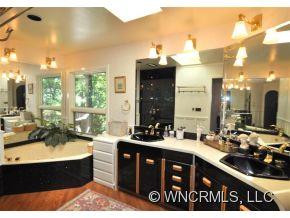 236 Greenleaf Drive - Photo 7
