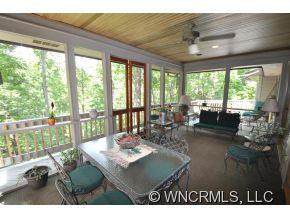 236 Greenleaf Drive - Photo 10