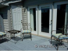 4 Holiday Drive - Photo 11