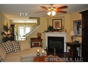 19 Athena Avenue Unit D-1 - Photo 2