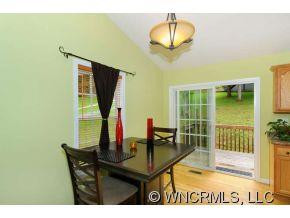 211 Old Mars Hill Hwy - Photo 6