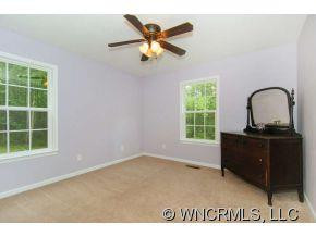 211 Old Mars Hill Hwy - Photo 9