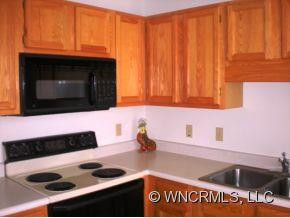3004 Sagamore Lane - Photo 2