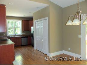 16 Sherwood Forest Drive - Photo 4