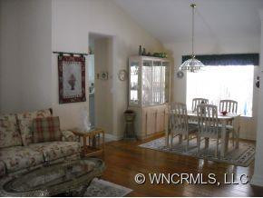 2709 Kalmia Lane - Photo 7