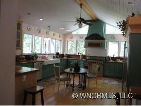 1860 Warrior Drive - Photo 3