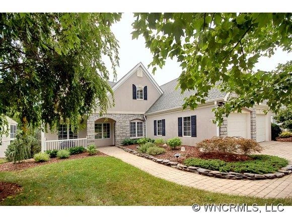 22 Clovelly Way