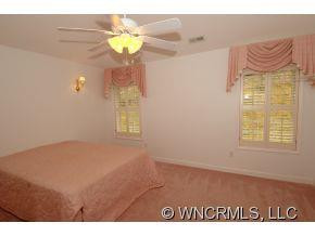 276 SANCTUARY DRIVE - Photo 16