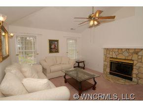 276 SANCTUARY DRIVE - Photo 8