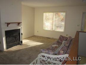 113 Shadowbrook Drive - Photo 2