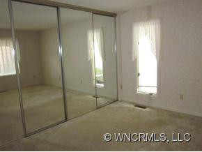 113 Shadowbrook Drive - Photo 8