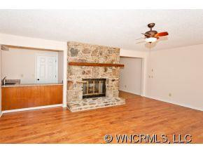 109 Wildflower Lane - Photo 2