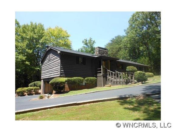 84 Whispering Wind Lane