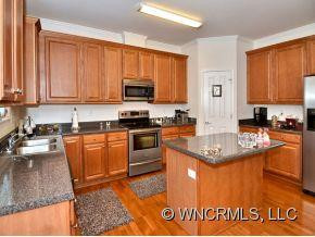 18 SECREST DRIVE - Photo 4