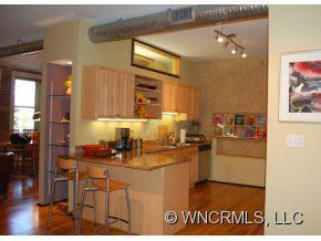 32 Broadway, #220 - Photo 3